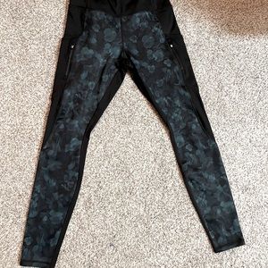 Frost traverse leggings